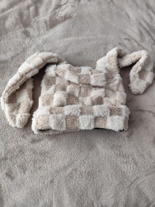 Зимова шапка, жіноча