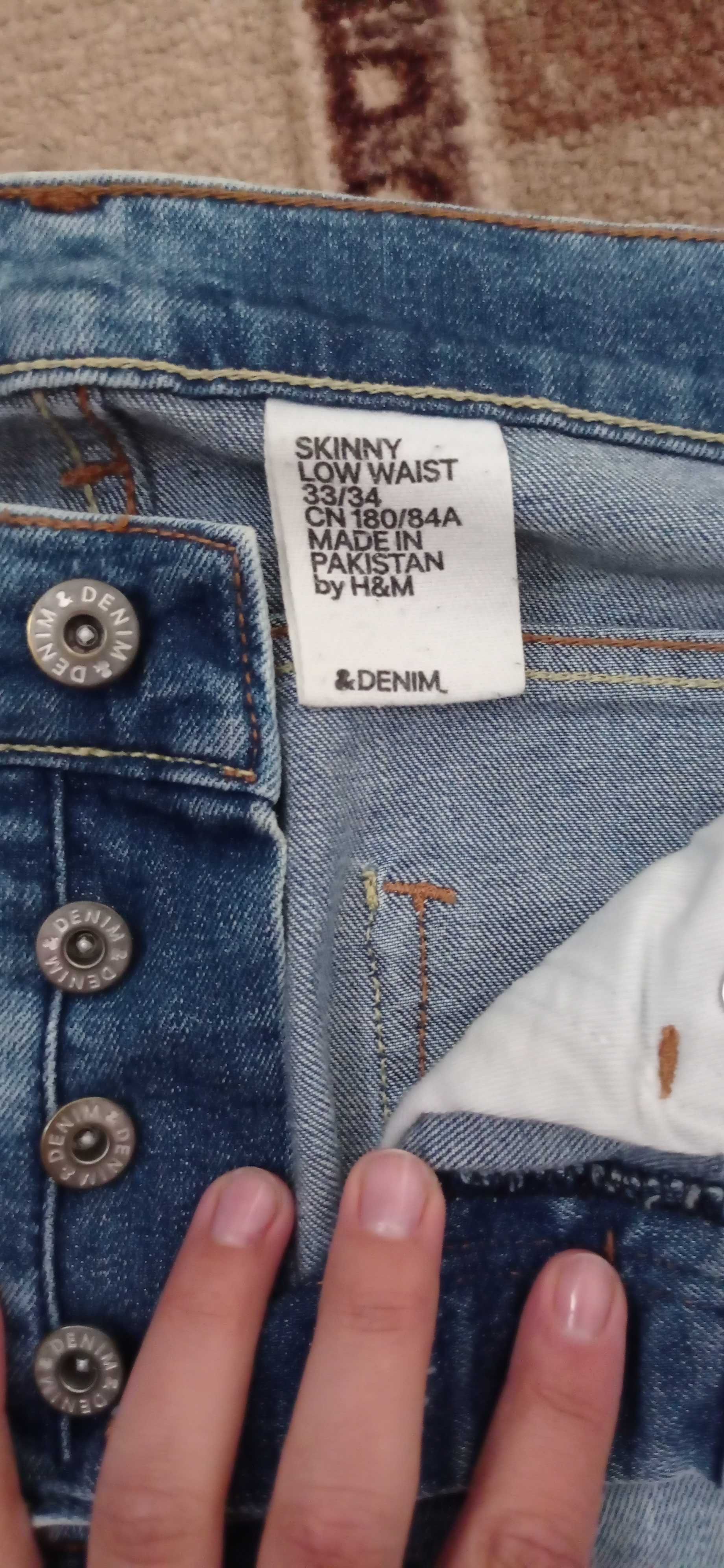 Джинси/джинсы, штани на гудзиках
skinny by H&M.