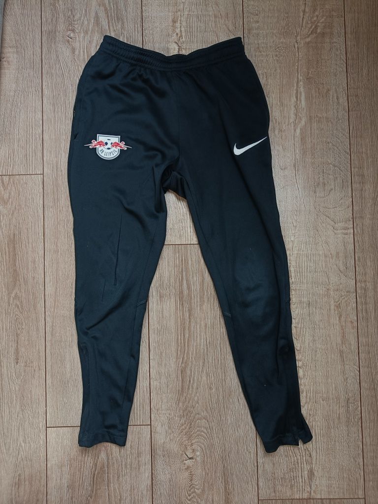 spodnie Nike dri fit 128 w czarne