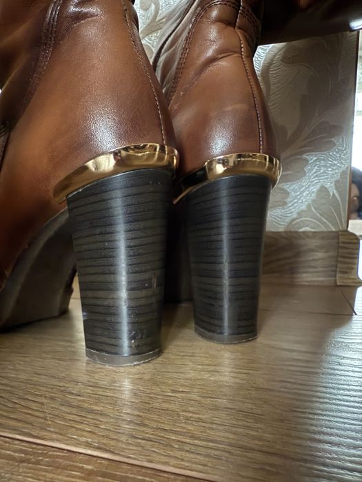 Жіночі зимові сапоги