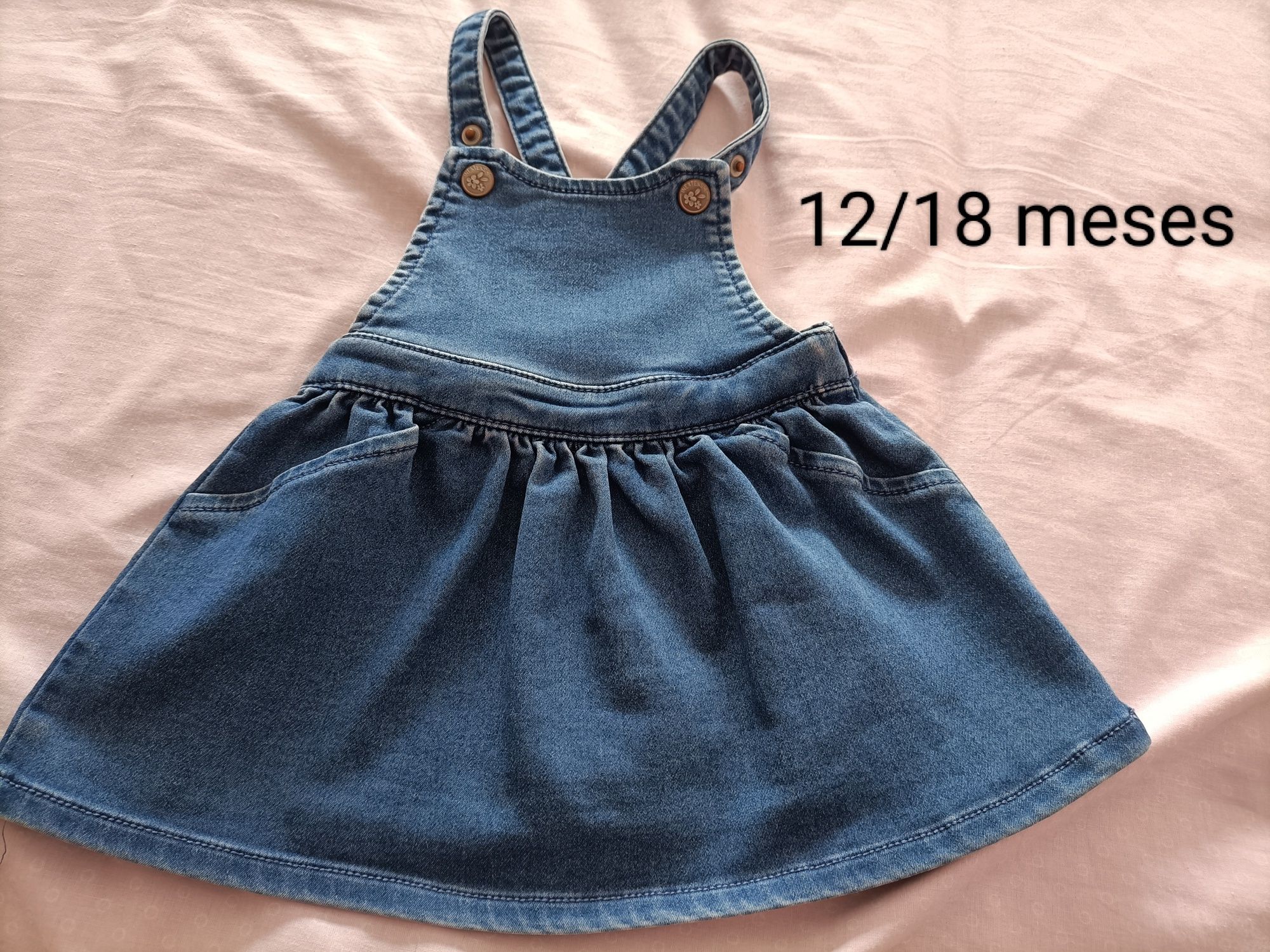 Lote de roupas de menina