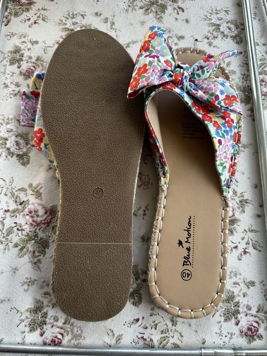 Летние тапочки -шлепанцы