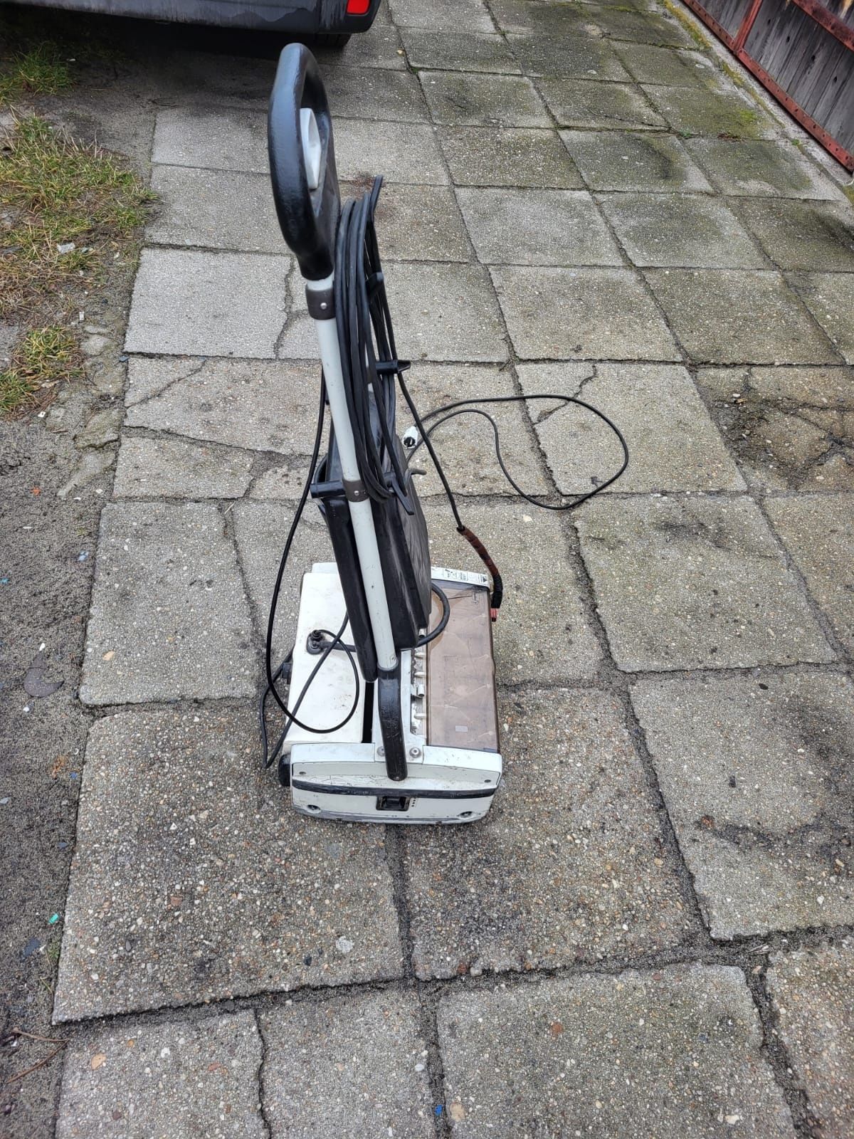 Szorowarka walcowa mop myjka polerka cykliniarka alleclean