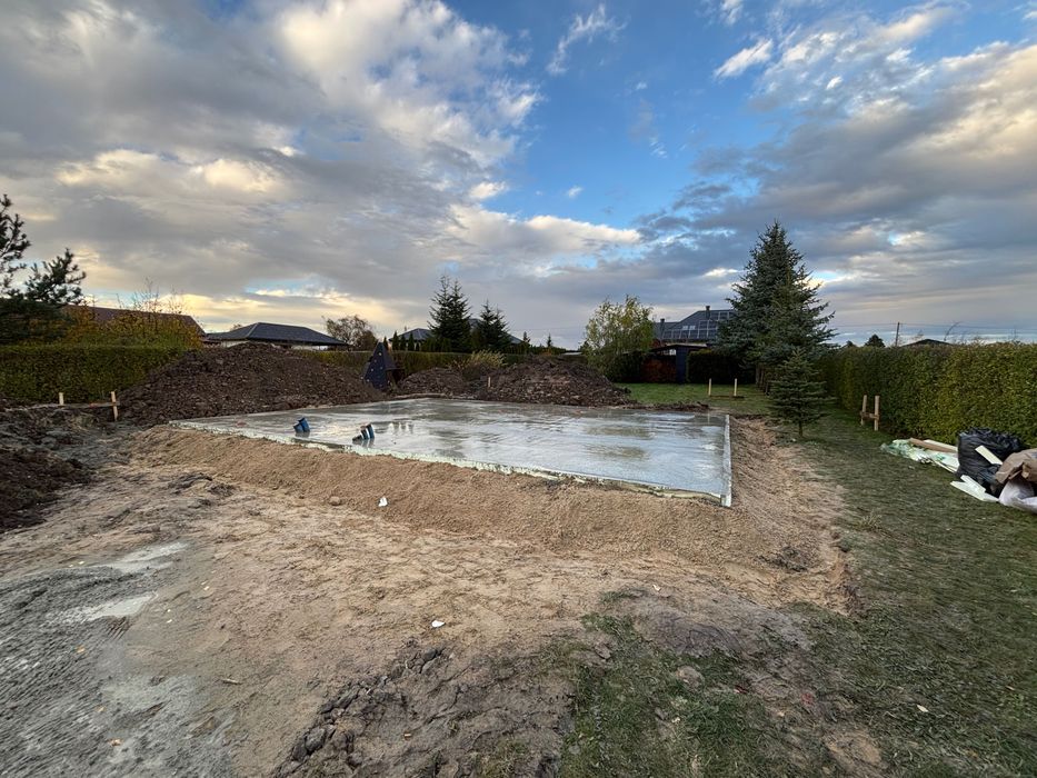 Oddam ziemię z fundamentów.