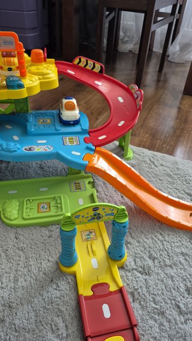 Zestaw z autami TutuVtech