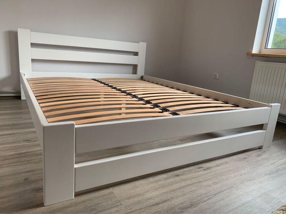 Ліжко з масиву дерева, деревʼяне ліжко спальня