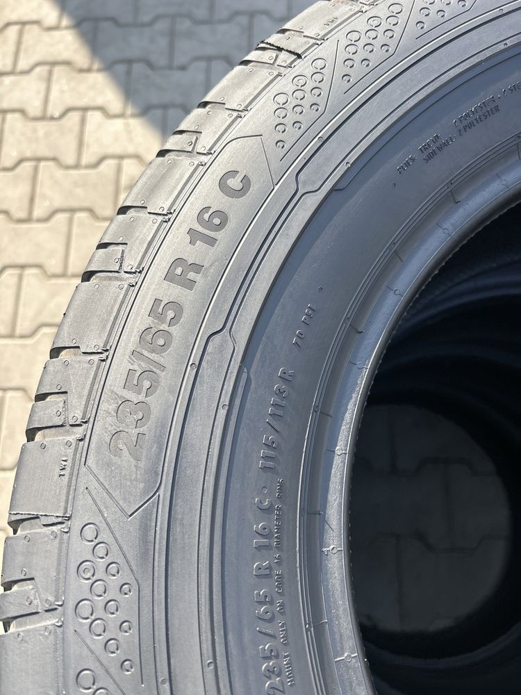 Continental 235/65R16C 115/113R ContiVanContact 200