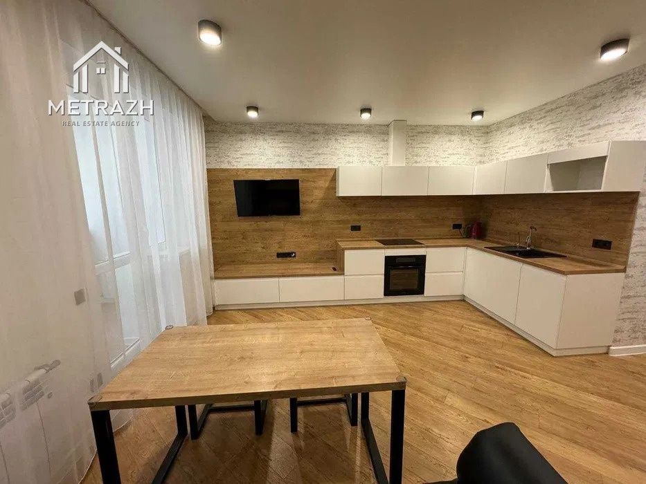 Продам  ЖК Рогатинский, м.Центральный рынок
