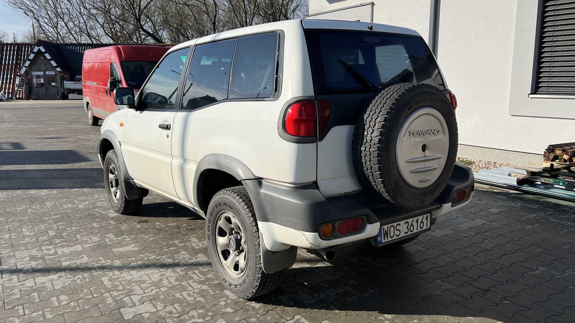 Nissan Terrano II