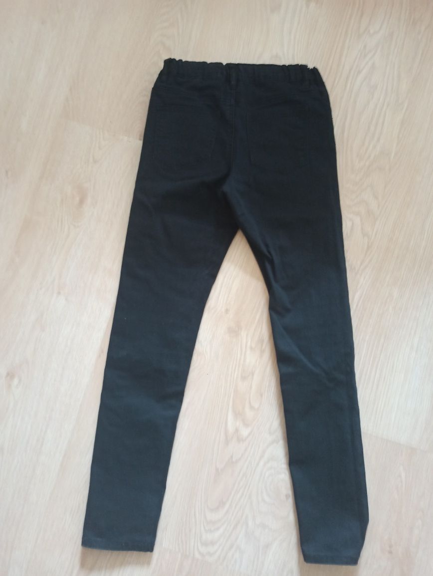 Вузькі джинси- скінні р.134 ,HM