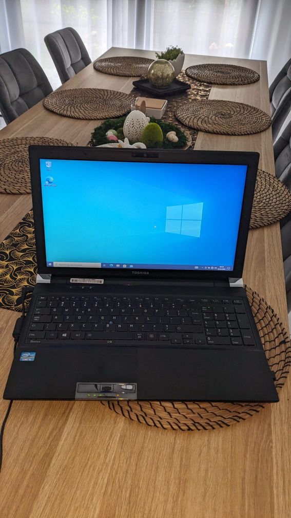Laptop TOSHIBA Tecra R950 i5-321 0M 8/120 SSD kam