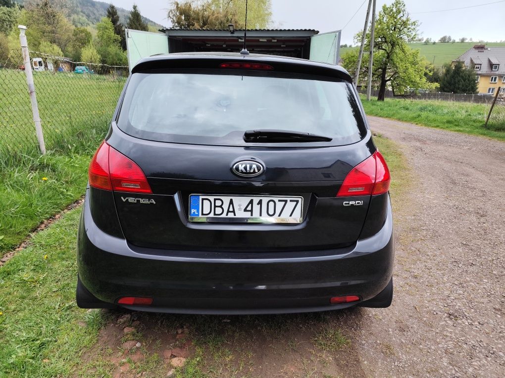 Ładnay mini van KIA Venga