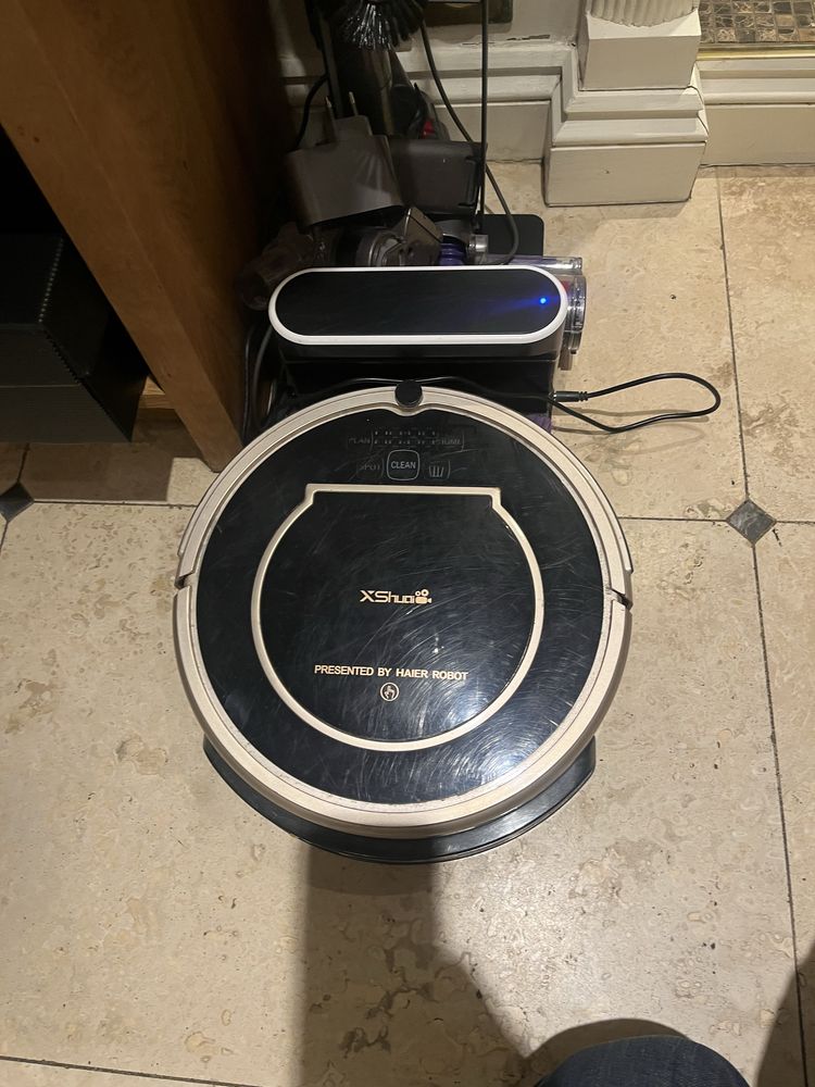 Odkurzacz robot z funkcja mopowania
