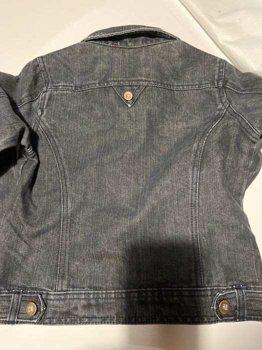 casacos em ganga para menina, o valor inclui os 3 casacos