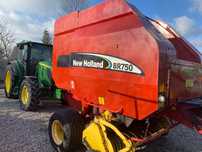 New Holland BR 750  Prasa New Holland BR 750 sznurek
