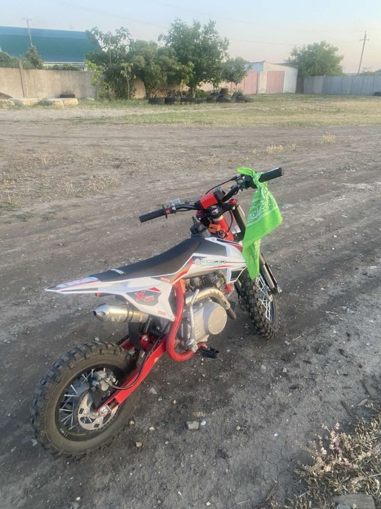 Продам пітбайк 110 кубиків