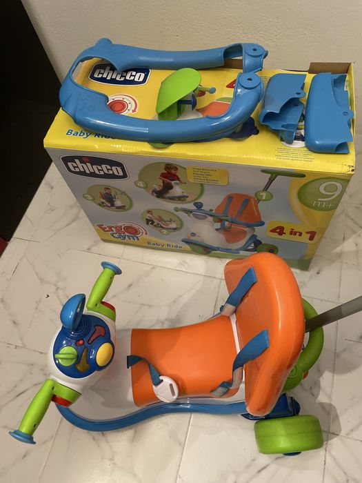 Triciclo Chicco 4 em 1