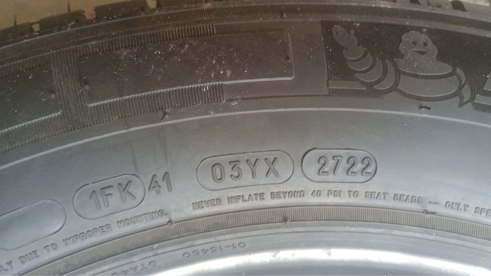 Шини Agilis MICHELIN 235/65/R16C 115/113R