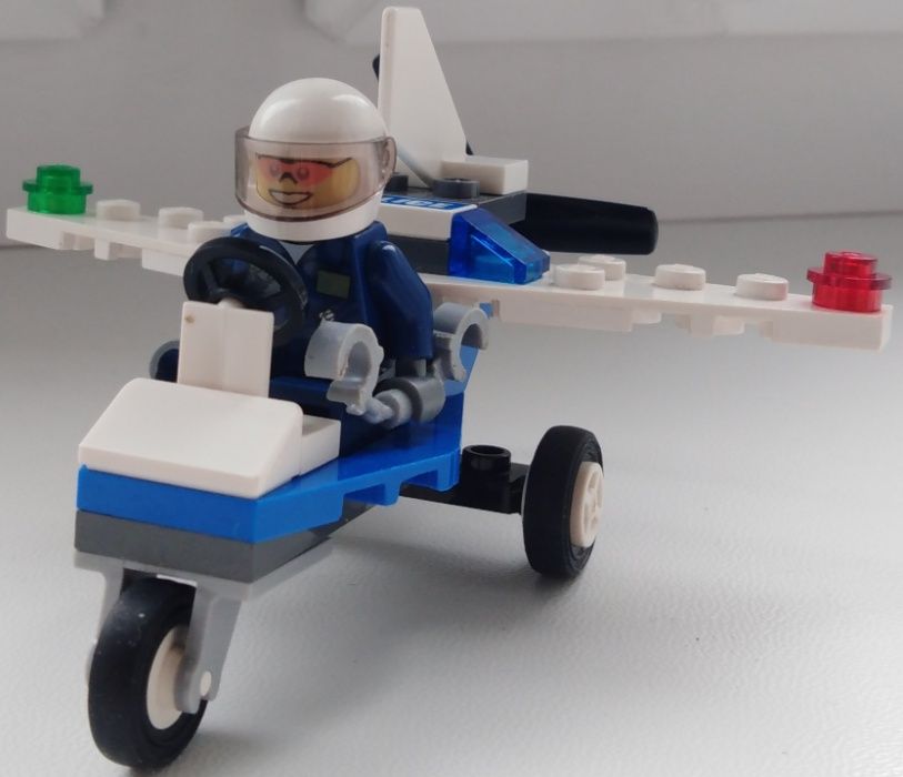Lego City zestaw 30018 - Samolot policyjny