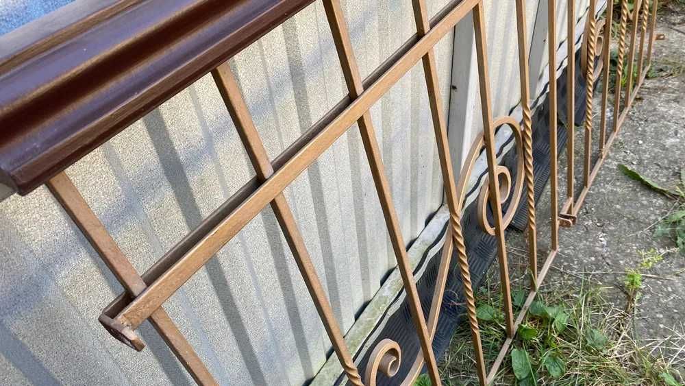 Перила поручні на балкон /терасу металеві/ ковані з деревом