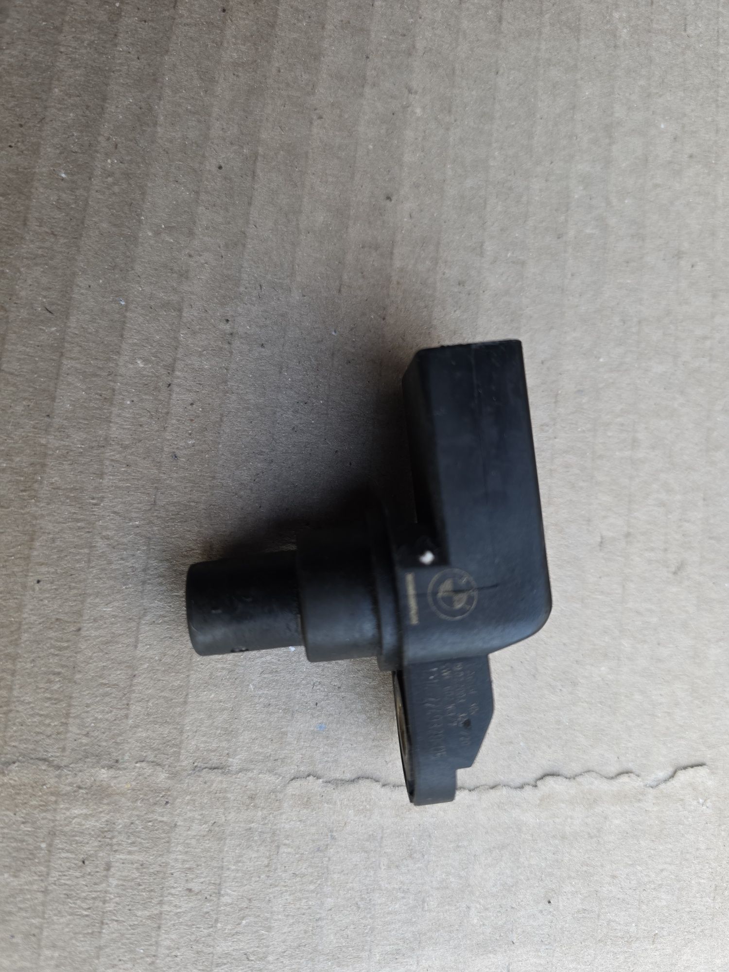 Czujnik położenia wałka BMW E39 E46 E53 X5 3.0d 2.5d M57