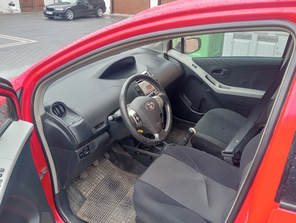 Toyota Yaris sprzedam