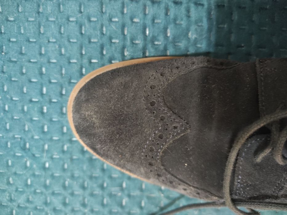 Sapatos azuis camurça