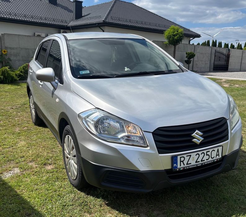 Suzuki SX4 S-Cross Suzuki SX4 S-Cross 1.6 DDiS 2013
