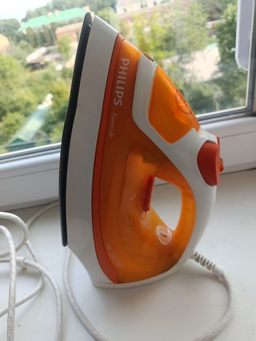 Праска Philips в робочому стані