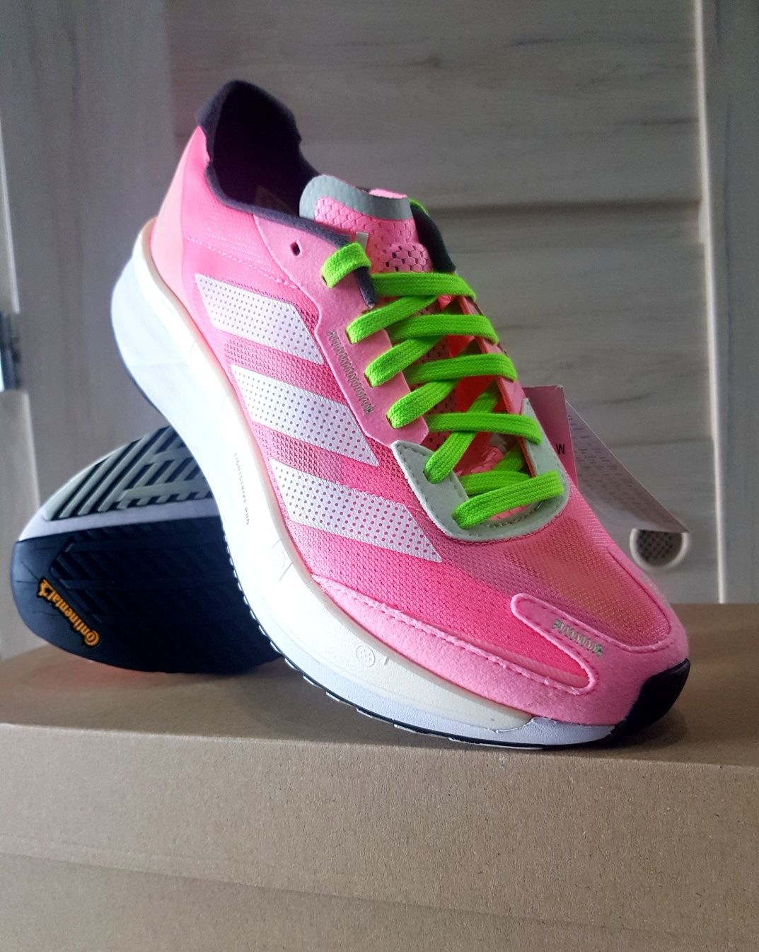 Adidas damskie buty do biegania ADIZERO Boston 11 W r. 38