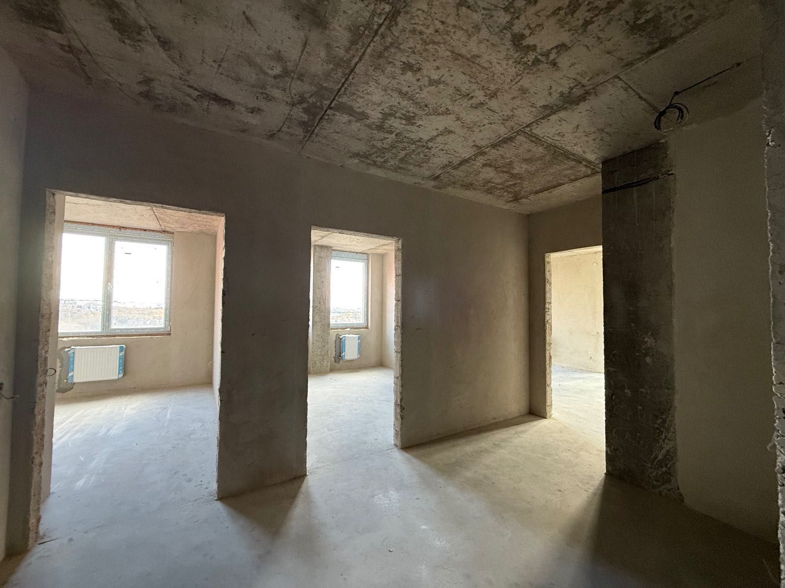 Продам 2-кімнатну квартиру в центрі міста — ЖК «Bridge Tower», 68,8 м²
