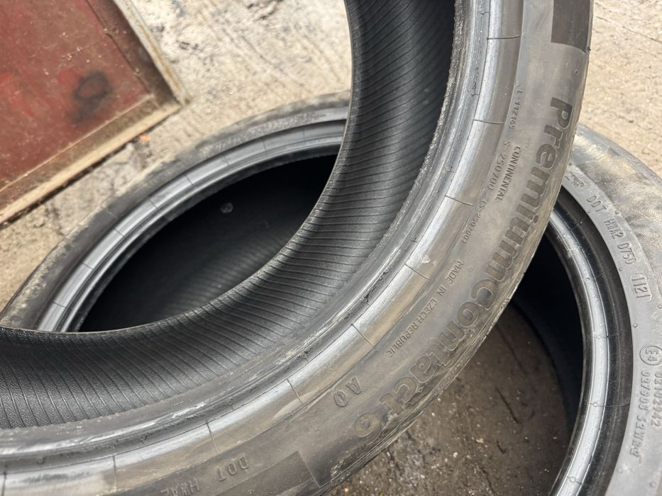 Шини літні Continental 245/45 R19