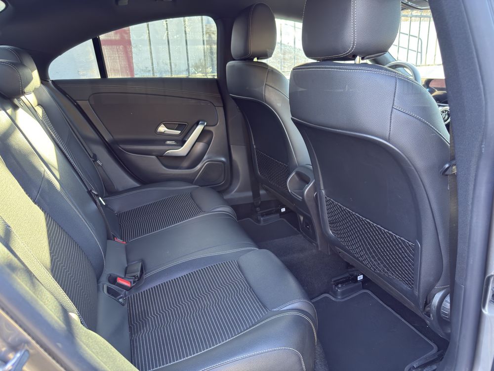 Mercedes-Benz CLA180d