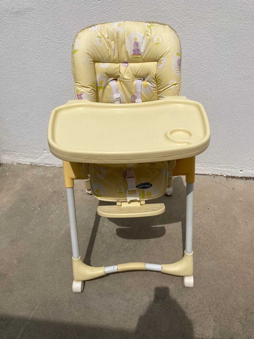 Cadeira de refeição para criança