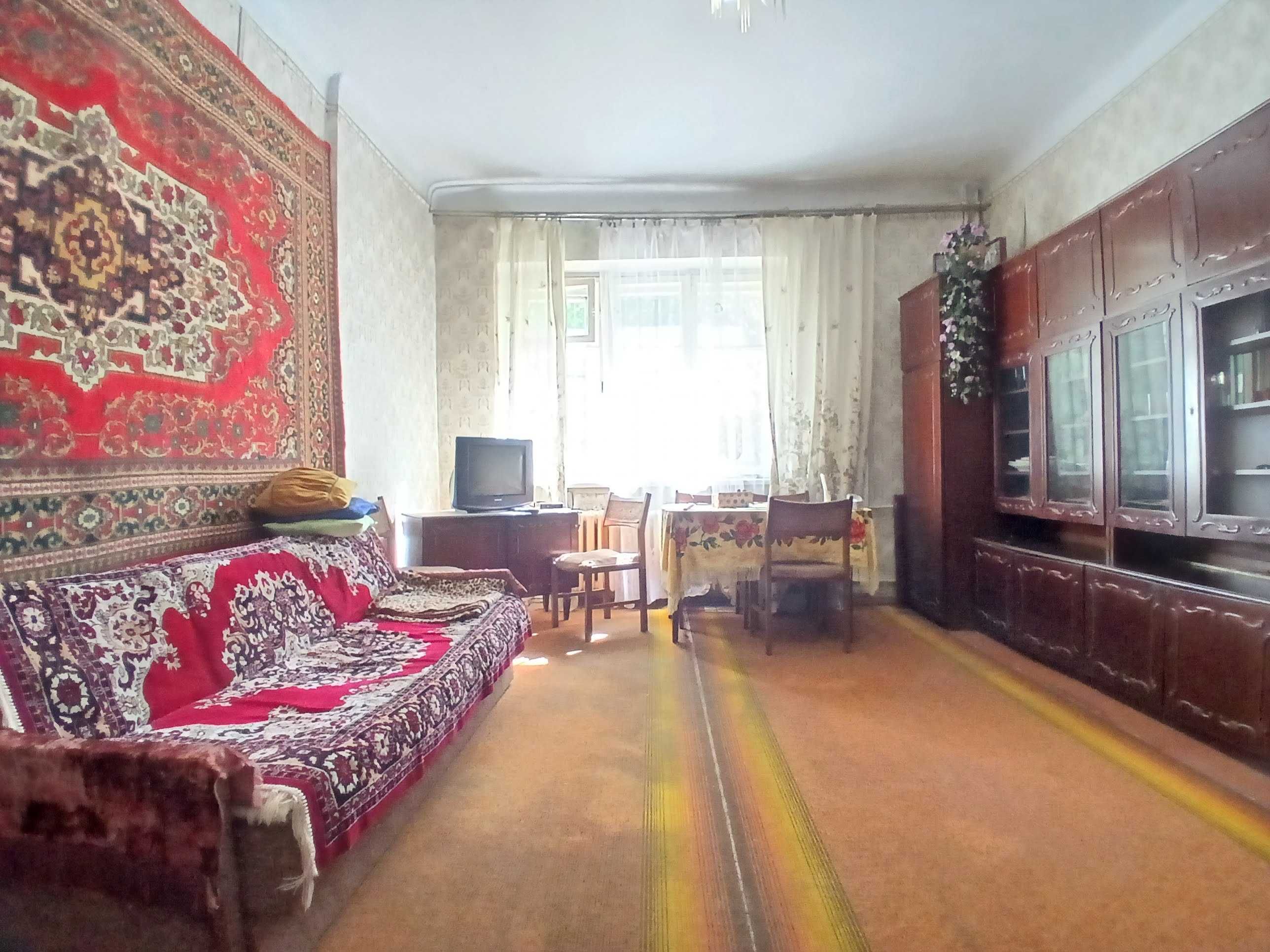 Сдам 2-к квартиру в центре на Металлургов (ДК Кирова) по ул. Рекордная