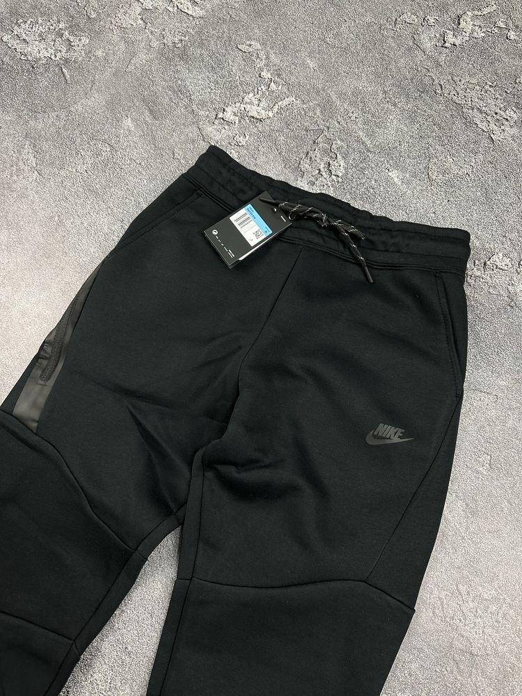 Штаны найк Теч флис Nike tech fleece НОВЫЕ черные