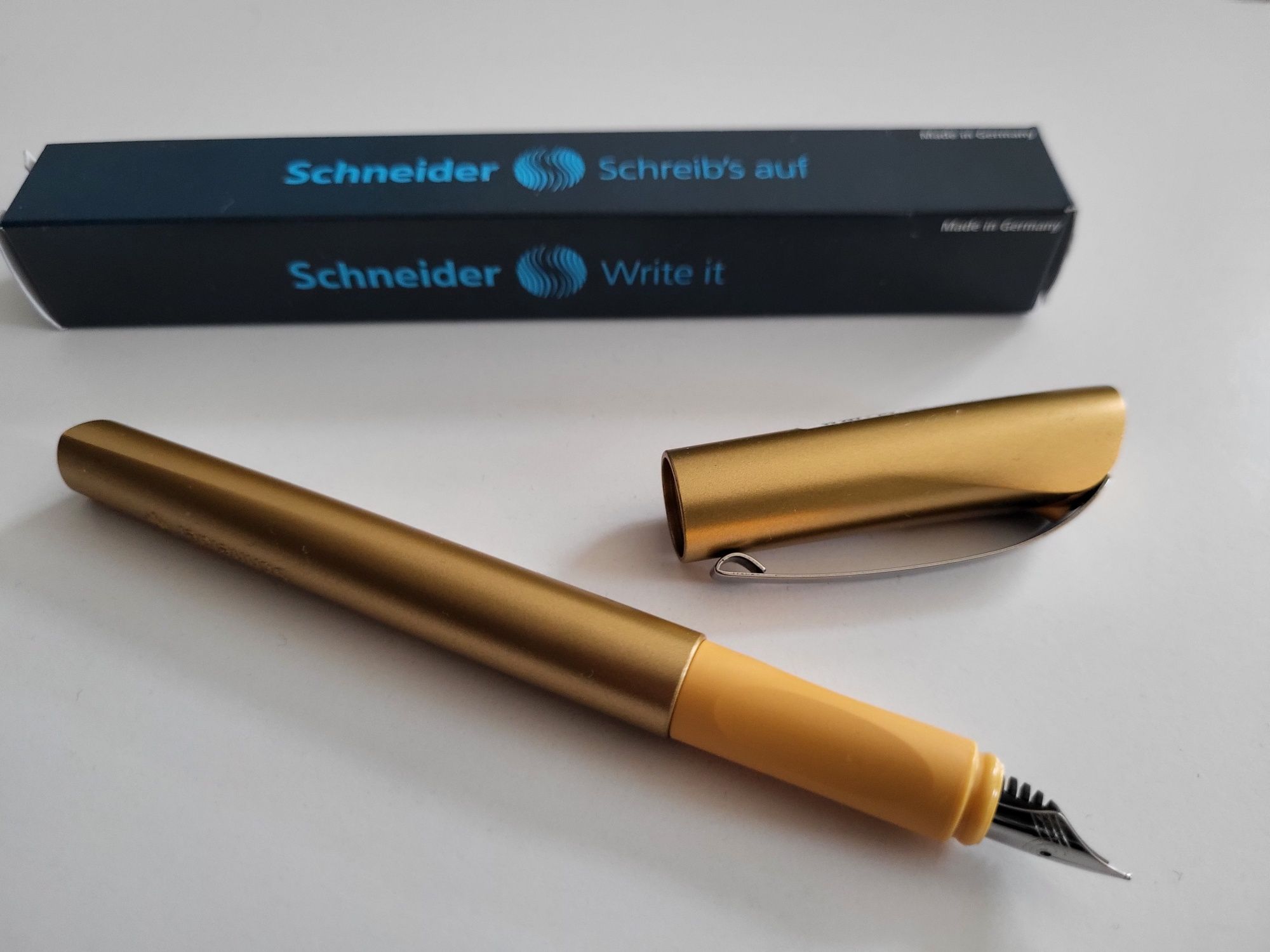 Pióro wieczne Schneider Ceod Shine 168655                     
Eleganc