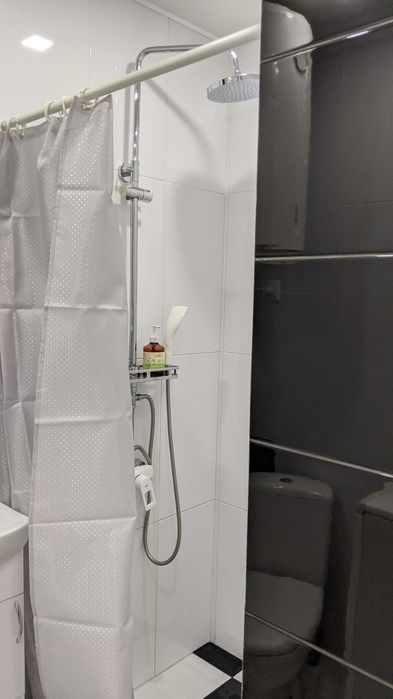 Квартира погодинно на ніч та подобово.600грн