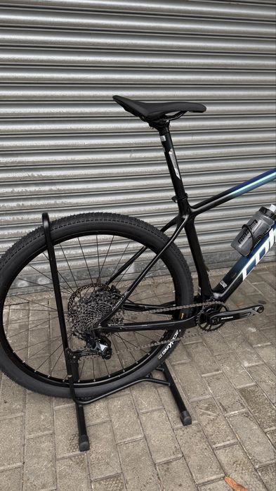 Bicicleta Coluer poison (carbono)