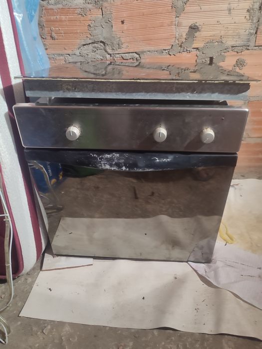 Forno elétrico e placa eletrónica