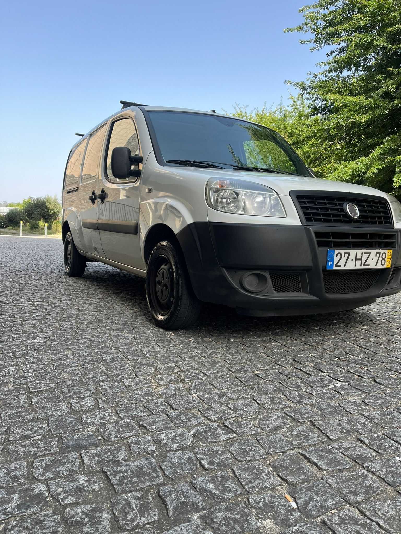 Fiat Doblò Maxi 2009 – 1.3 Multijet Diesel – Branca