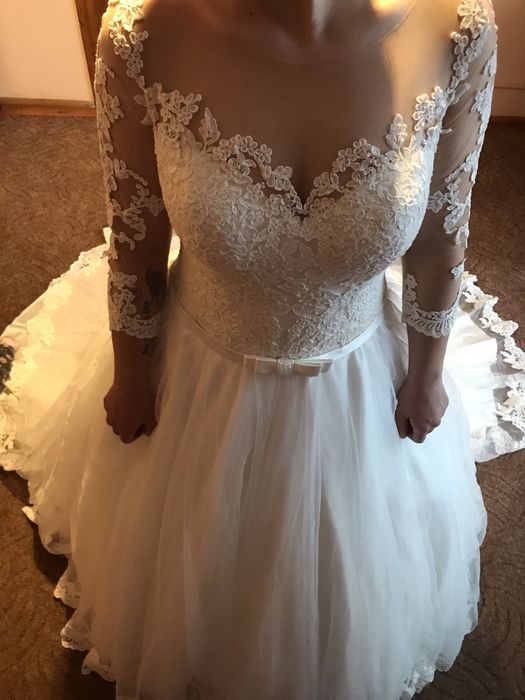 Продам Весільну сукню