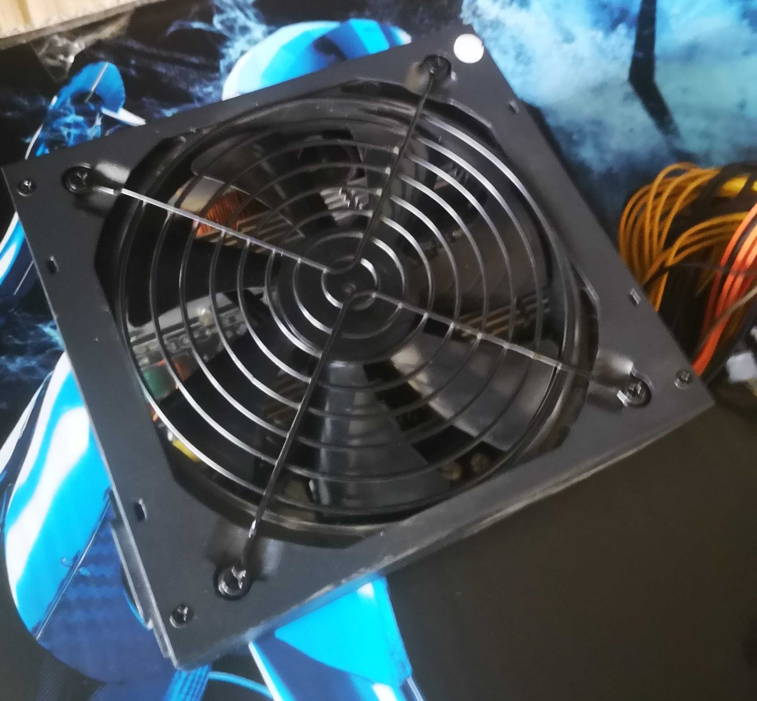 Zasilacz Qoltec Monolith 1250W Gaming/Mining