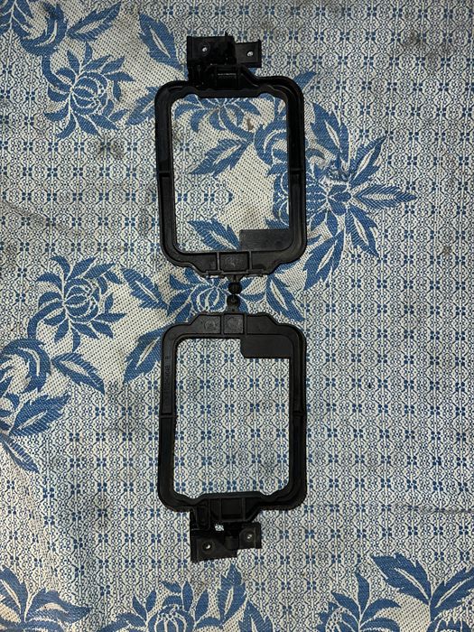 Рамки противотуманок BMW E-34