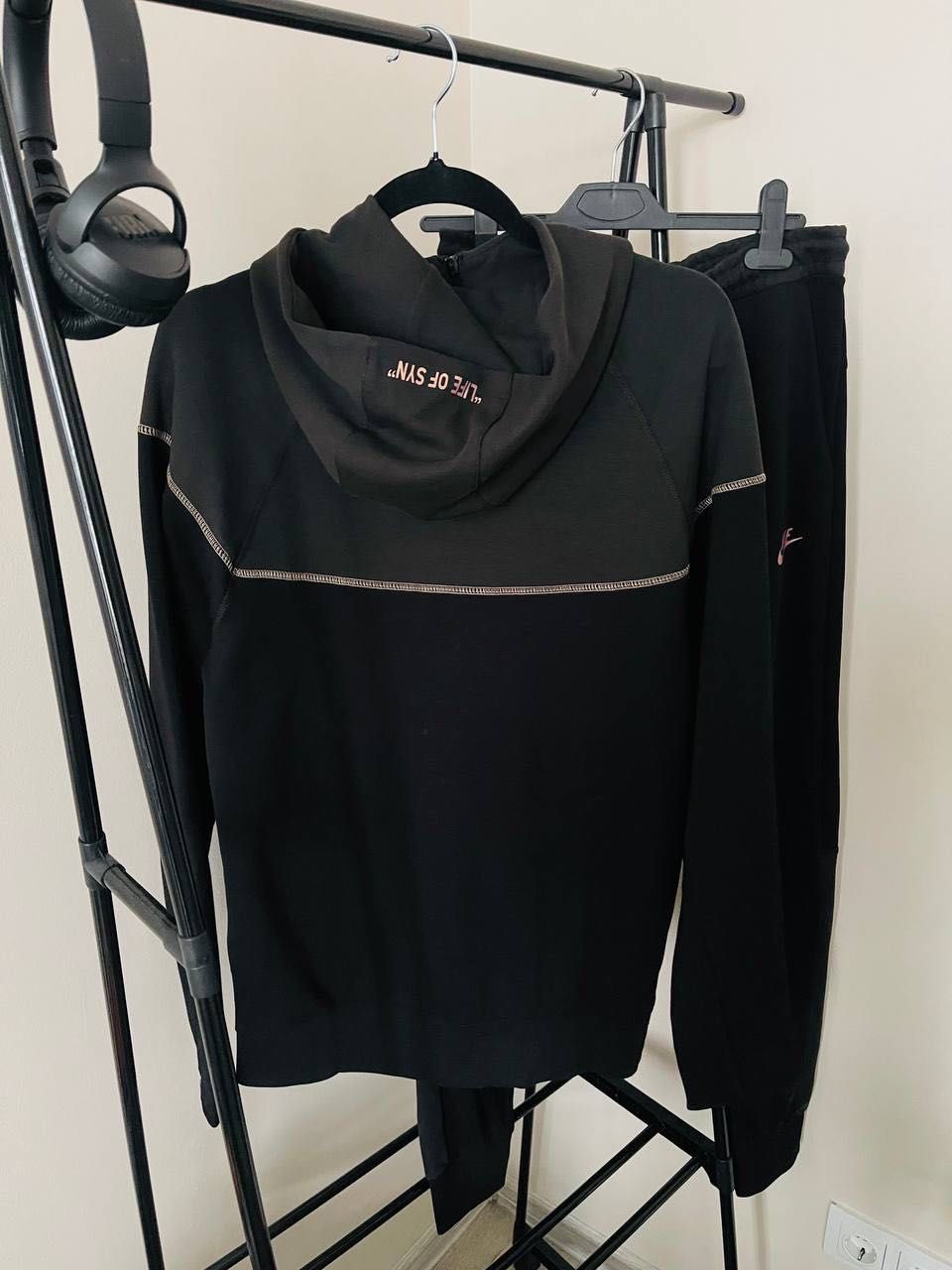 Dres Nike Tech  fleece x syna