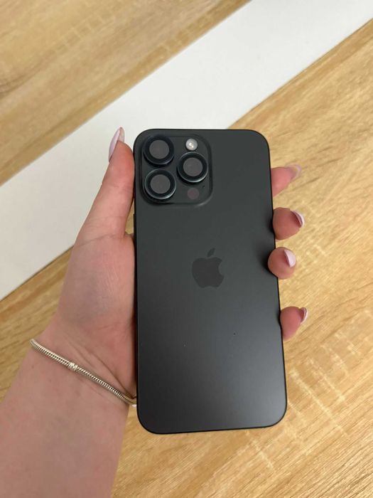 Iphone 15 Pro Max 256gb como novo na caixa com fatura e garantia