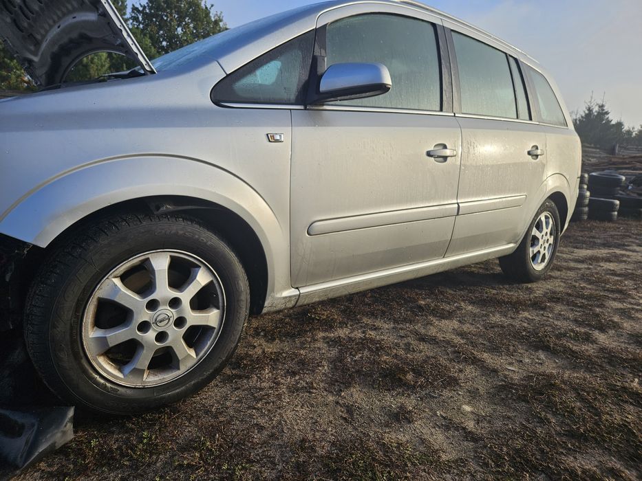Opel Zafira B z157 zderzak maska lampa blotnik drzwi klapa koła pas
