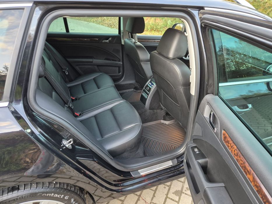 Skoda Superb Combi 2.0 TDI DSG Exclusive