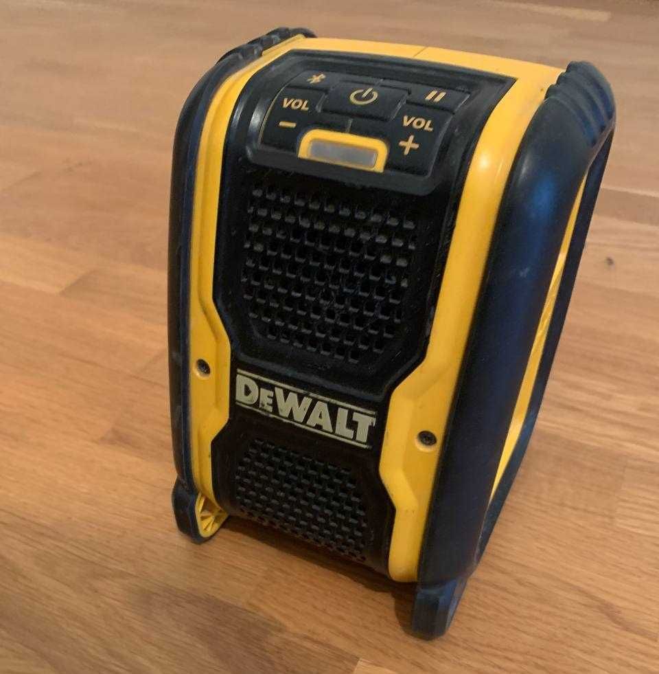 Колонка DeWalt DCR006