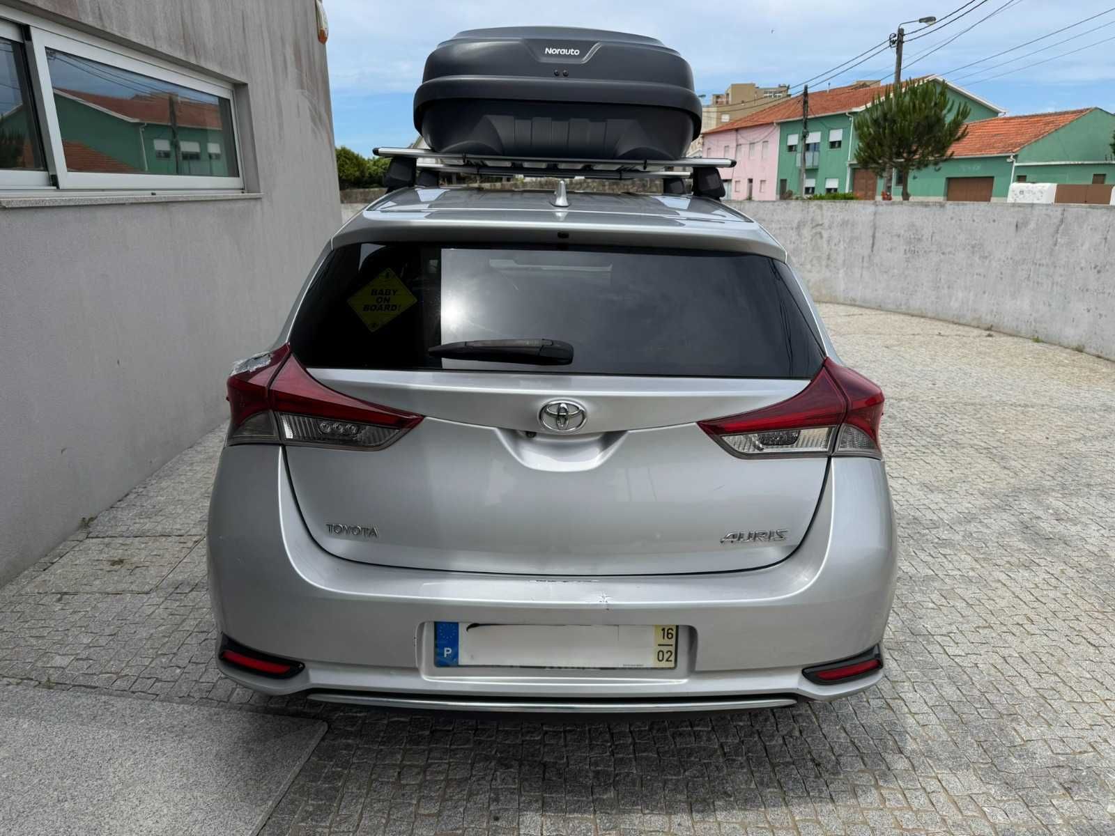 Toyota Auris 1.4D | Fiável, económico e completo | Motor impecável